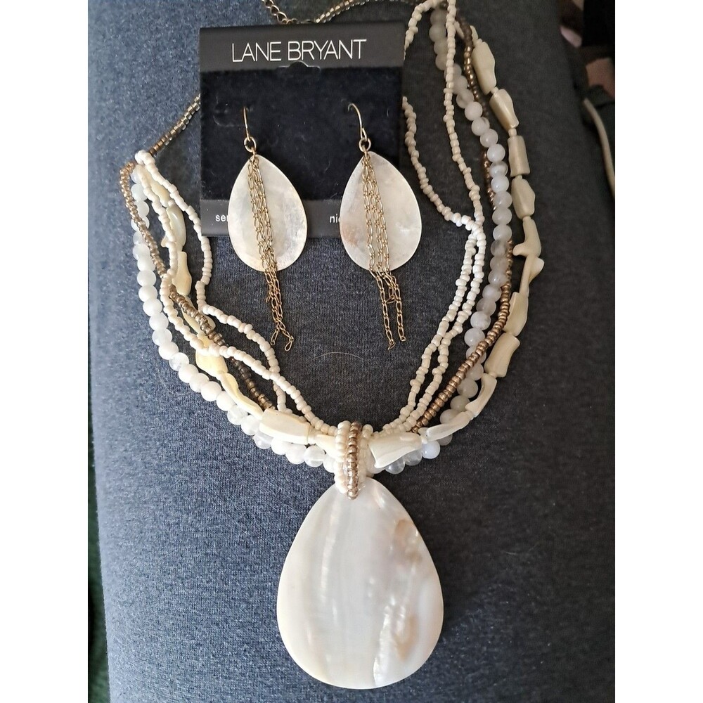 Lane Bryant NWT 2 Pc Set Pearl/ Ivory Necklace & Earrings Set